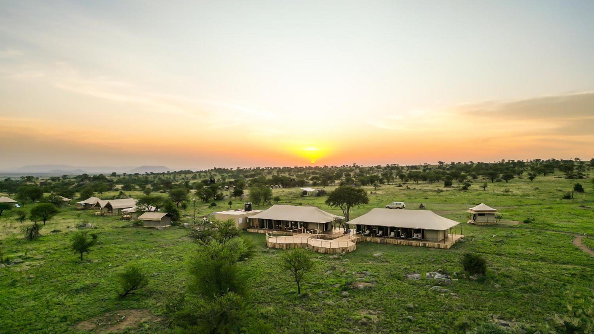 Serengeti Malaika Luxury Camp 外观 照片